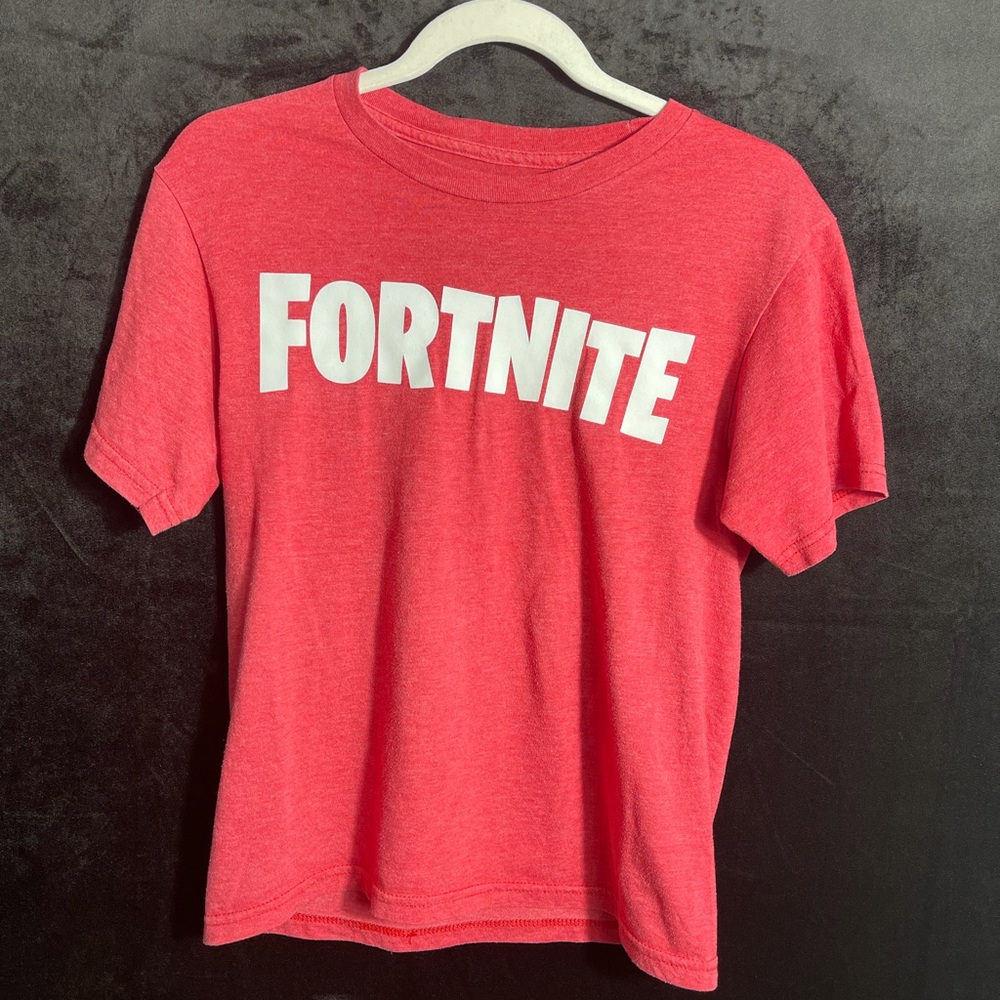 Fortnite video game T-shirt M